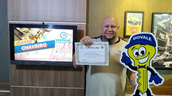 Aluno Depoimento como foi o Curso de Chaveiro da Escola Vertical Treinamentos